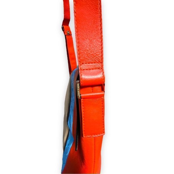 Victor Hugo Leather Crossbody Bag - Picture 14 of 16